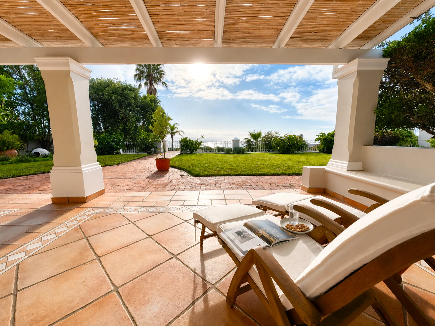 Clementine Cottage patio